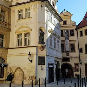 Týnská 7 Appartamento Praga