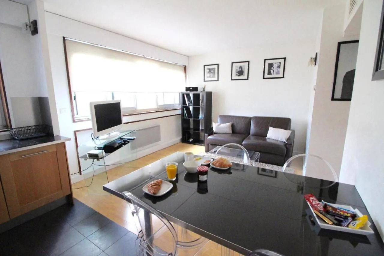 Short Stay Paris Apartments