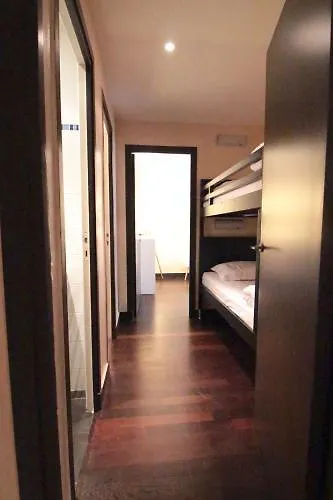 Short Stay Paris Apartments Франция