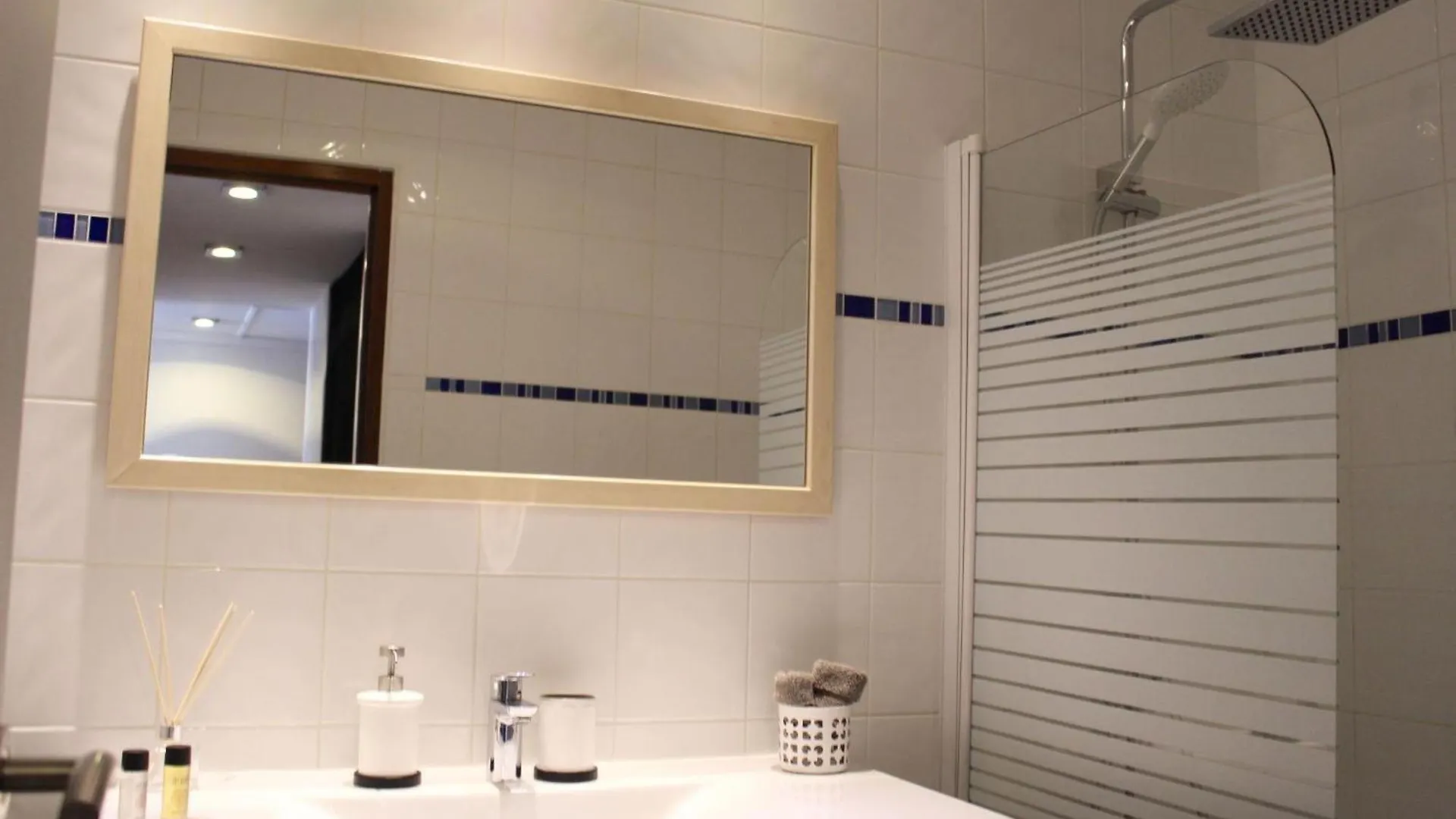 Short Stay Paris Apartments 0*,  Франция