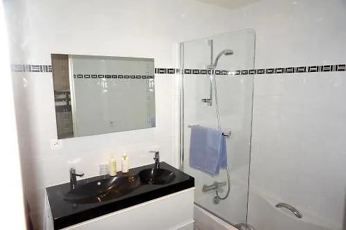 Short Stay Paris Apartments